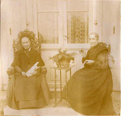 1896-Elize et Josephine LACAZE