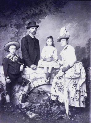 1886-Famille_Georges_Ancely
