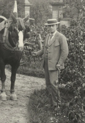 1894-Rene_Ancely