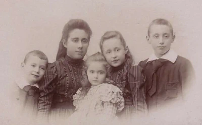 1898-Famille_Pierre_Puiseux