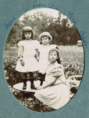 1900-env-Les_enfants_Chedor