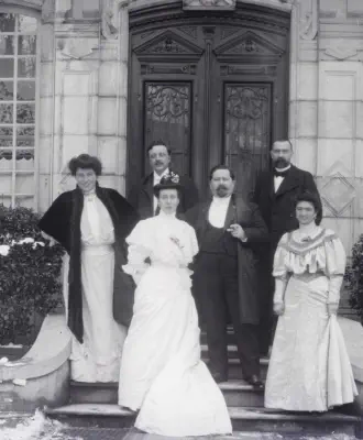 1901-Louise et René Ancely et xx