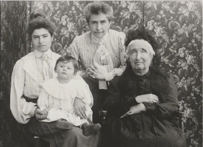 1904-env-quatre_generations_Moulonguet_v1