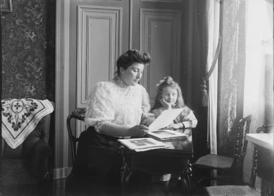 1907-Louise_et_Valentine_Ancely-Bagneres