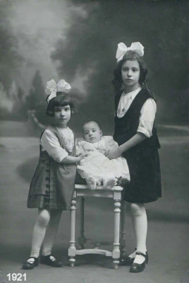 1921-Georgeou_Linou_et_Bertrand_Fouga