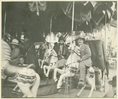 1922-Edouard_et_Valentine_Loubiere