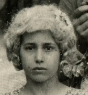 1923-Magui Dussaud epouse Lance