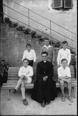 1929-Groupe_Bouvet_Cure_X.RactM.N.Rabut_D.Arene_P.Corpet_Michelin