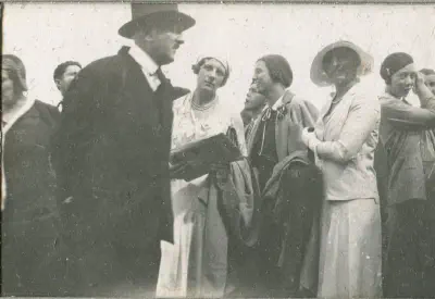 1931-Pau_Grand_Prix-René_Valentine_Georgeou