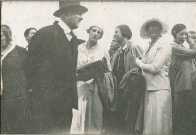 1931-Pau_Grand_Prix-Rene_Valentine_Georgeou