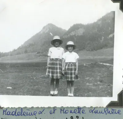 1934-Madeleine Loubiere et Monette Laulhere