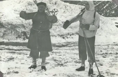 1935-Edouard Loubiere et Andre Garipuy Au ski a Gourette