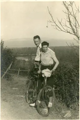 1939-Georgeou et Georges Ancely a Pau