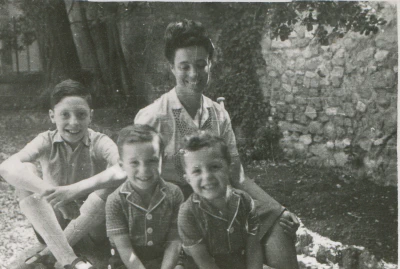 1944-Famille_Ancely_a_Orange