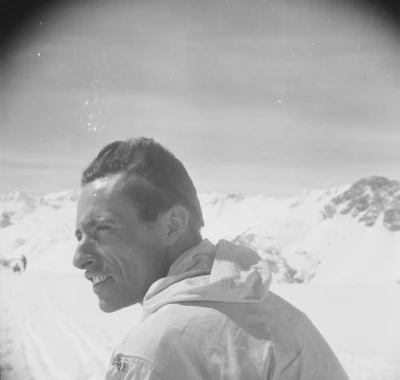 1948-Mame_et_Jean_Puiseux_au_ski-3