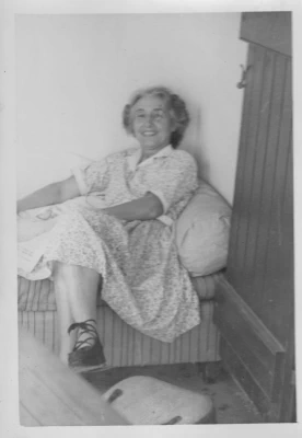 1951-08-GermaineTavernier-Atalaya