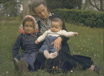 1954-Madeleine_Irene_et_Pierre