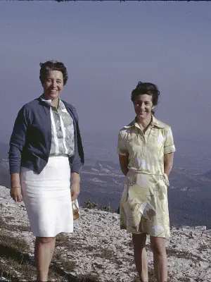 1955-env-Georgeou et Linou Fouga