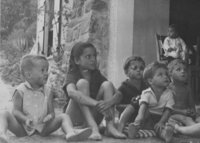 1958-07-Victor-et-ses-petitsEnfants-1_v2