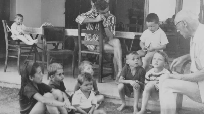 1958-07-Victor-et-ses-petitsEnfants_v1