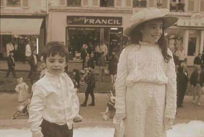 2000-Thomas_Elsa_Pau