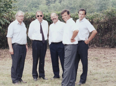 2012-env-Le_clan_Ancely