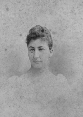 Amelie_Xinto_epouse_Chedor